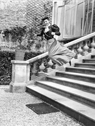 JACQUES HENRI LARTIGUE - LA VIE EN RELIEF